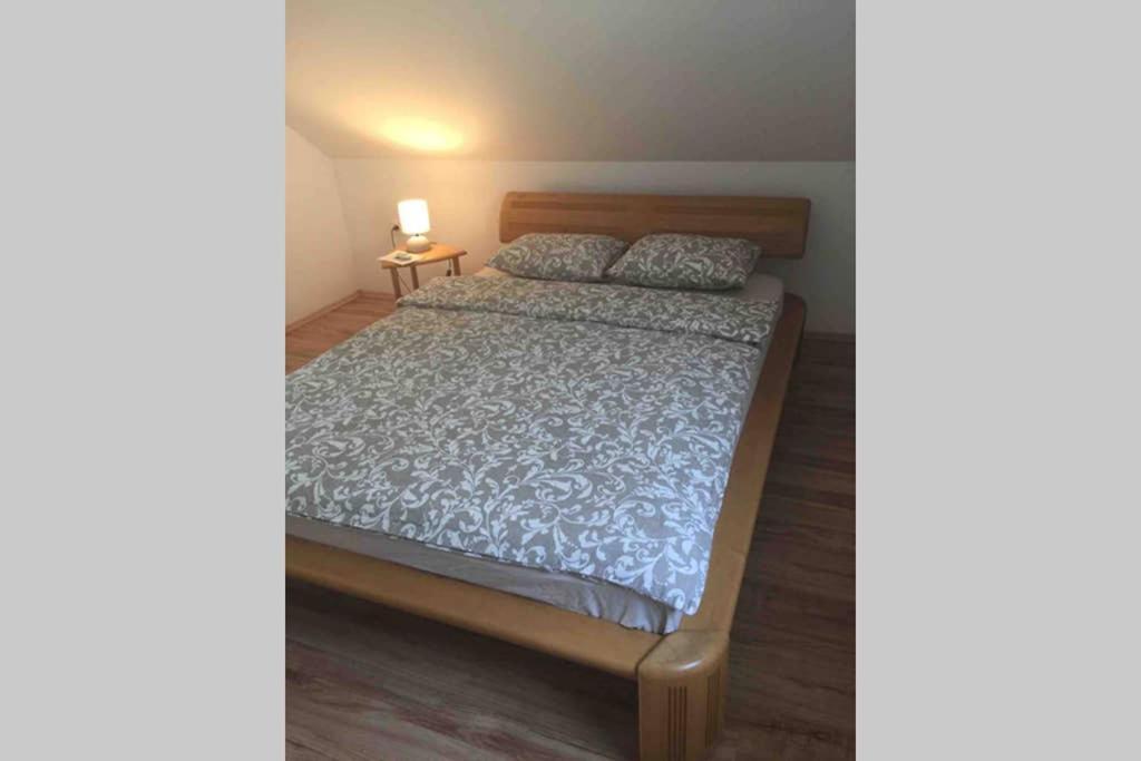 Haus Mit 3 Schlafzimmer Und Garten Amstetten Dış mekan fotoğraf